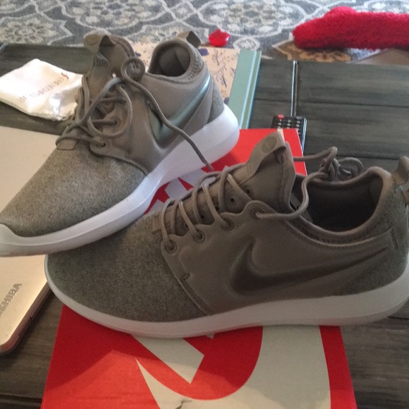 roshe 2 sale